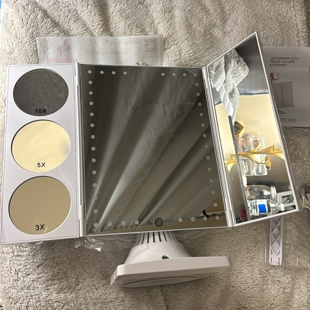 Glo Tech Mirror - Picture 7 of 7